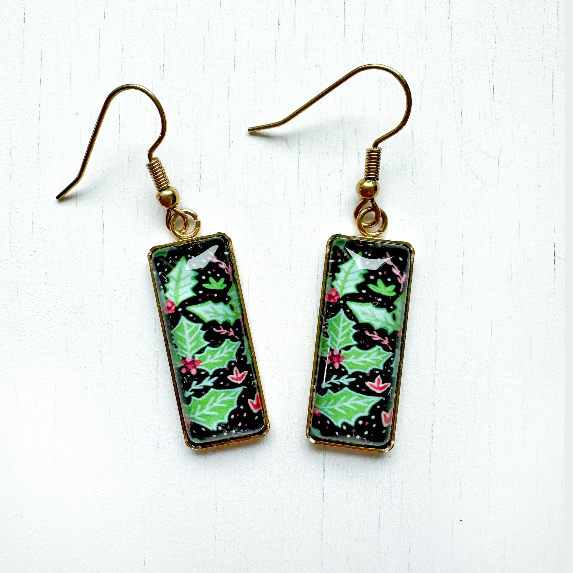 Holly IV - Christmas Bar Earrings